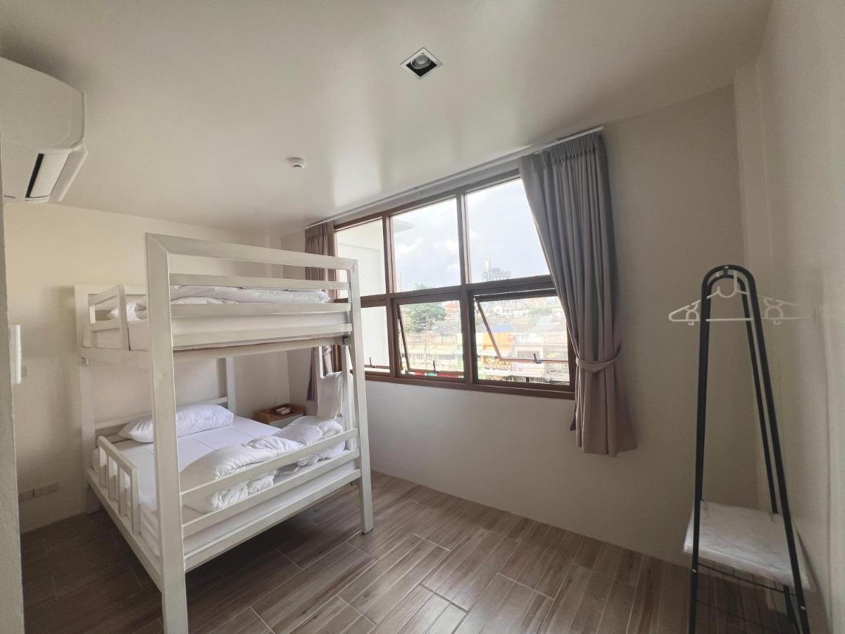 Krung Tone Hostel Бангкок Экстерьер фото
