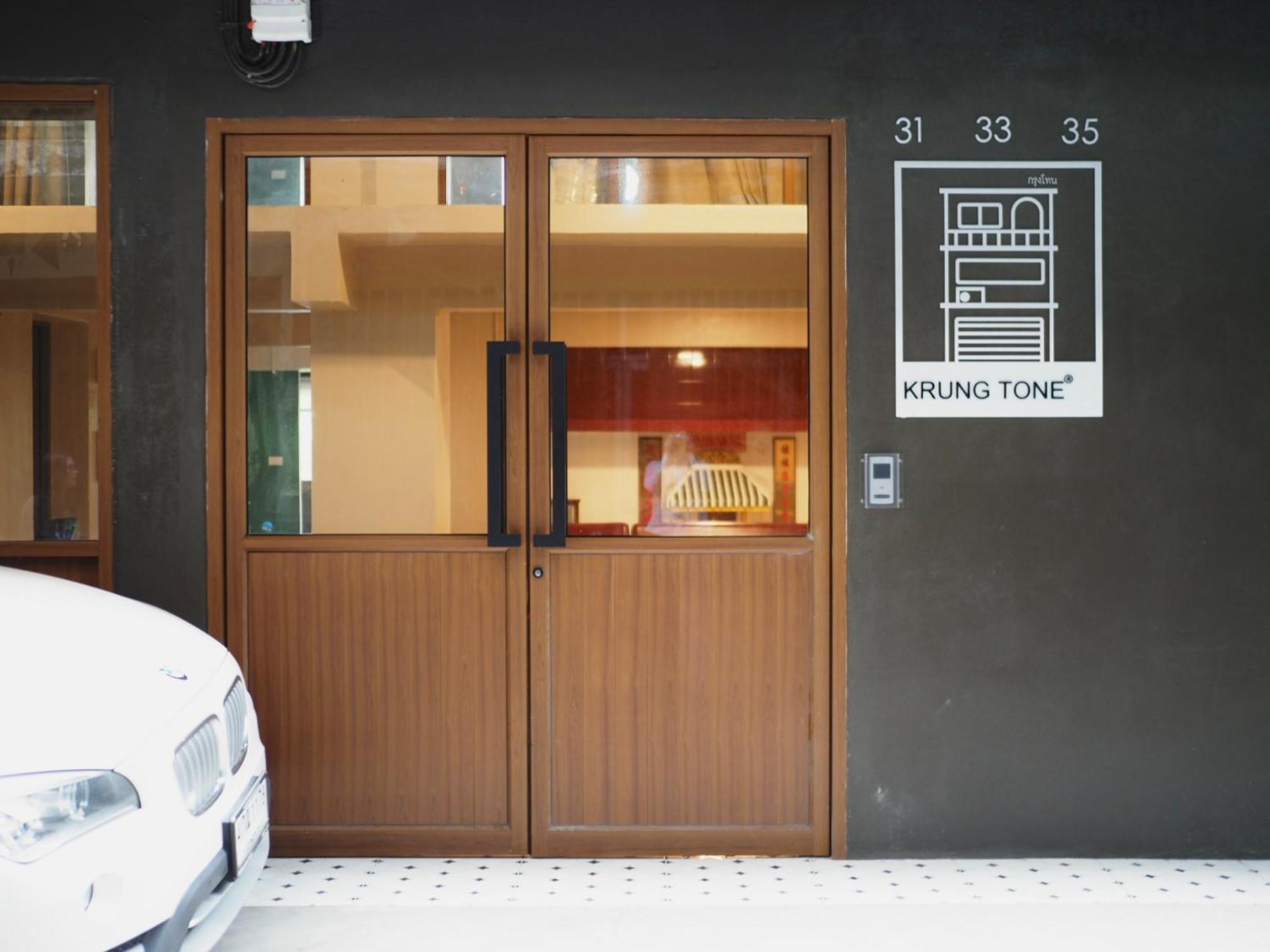 Krung Tone Hostel Бангкок Экстерьер фото